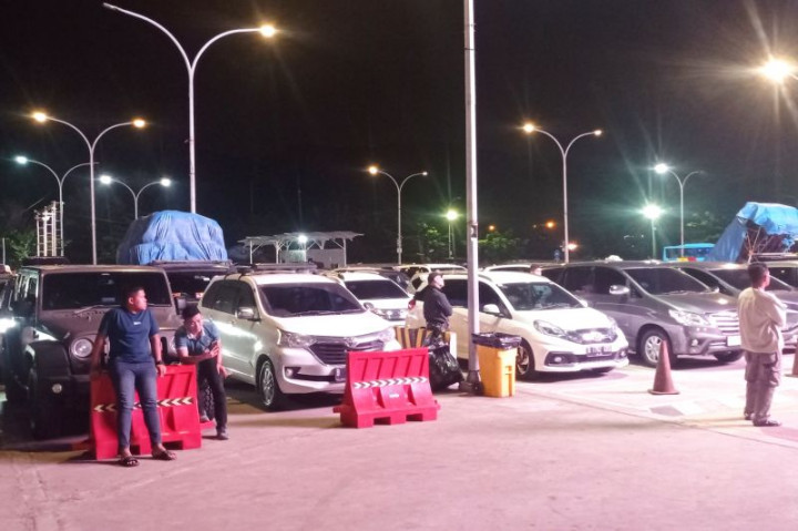 Dermaga Eksekutif Merak Mulai Dipadati Pemudik Nataru