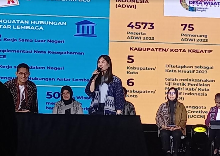 Wamenparekraf Angela Tanoesoedibjo saat menghadiri Jumpa Pers Akhir Rahun. Dok. Aulia/Medcom)