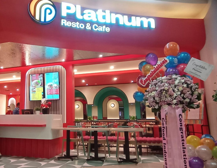 Hadirkan Konsep Baru, Platinum Pertahankan Nasi Goreng Hero