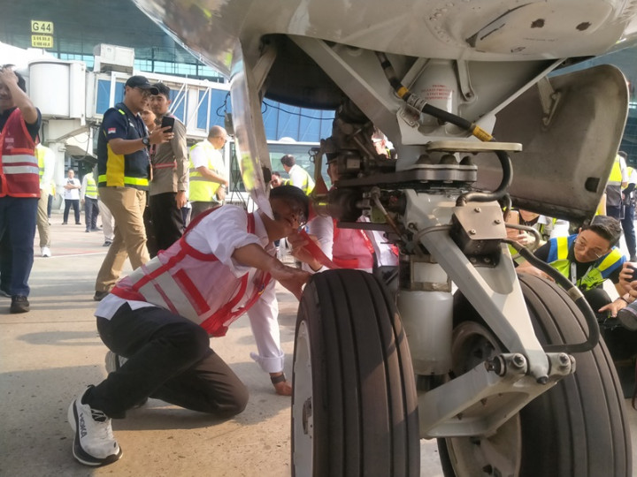 Menhub Cek Kelaikan Pesawat di Bandara Soetta