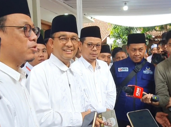 Anies-Muhaimin Terima Risalah Sarang Hasil Kesepakatan Ulama Jateng-Jatim