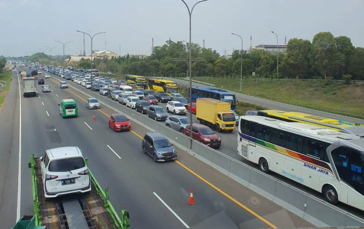 Biar Tidak Bingung dengan Contraflow di Jalan Tol, Ini Tipsnya