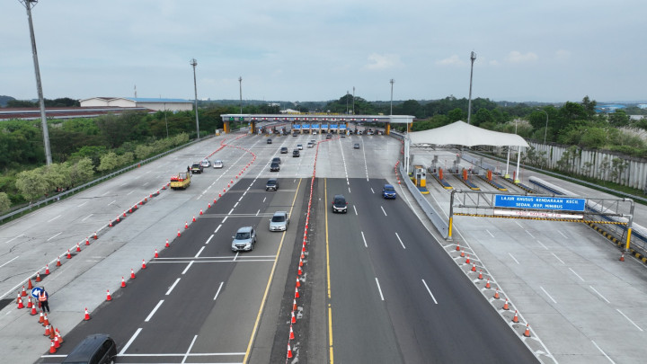 <i>One Way</i> dari Gerbang Tol Palimanan Sampai Cikampek Ditunda