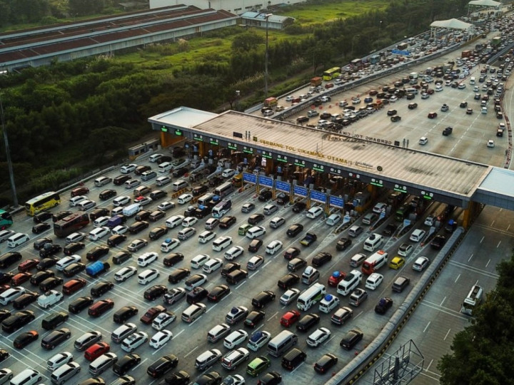 Libur Natal Selesai, Hampir 200 Ribu Kendaraan Balik ke Jabotabek
