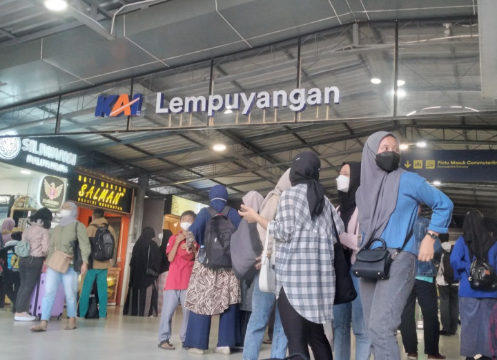 Yogyakarta Padat, Daop 6 Berlakukan Berhenti Luar Biasa Belasan KA