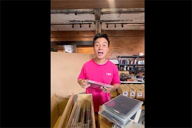 Baim Wong Bantah Jual iPad Murah Secara Ilegal