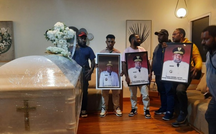 Pj Gubernur Papua akan Diterbangkan ke RSPAD agar Cepat Pulih