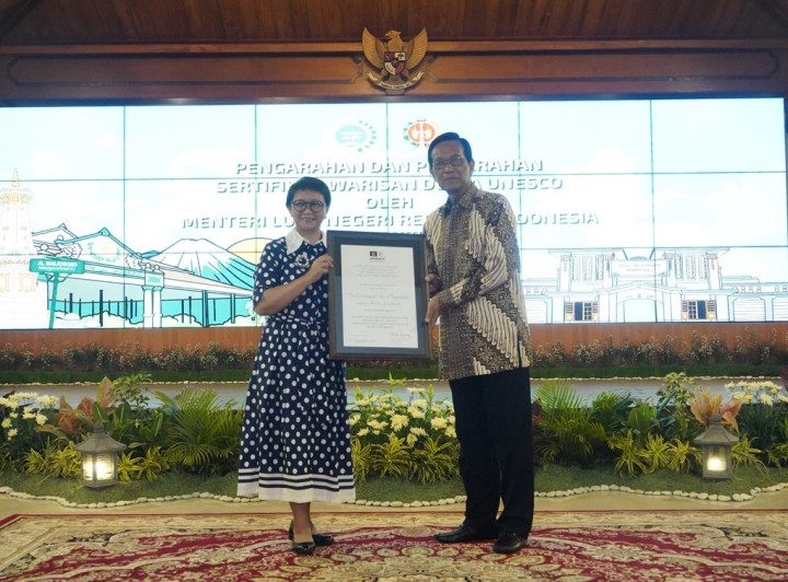 Pemprov DIY Terima Sertifikat Penetapan Sumbu Filosofi dari UNESCO