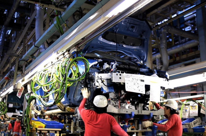 Kinerja Industri Pengolahan Nonmigas Amburadul, IKI Terpaksa 'Menyerah'