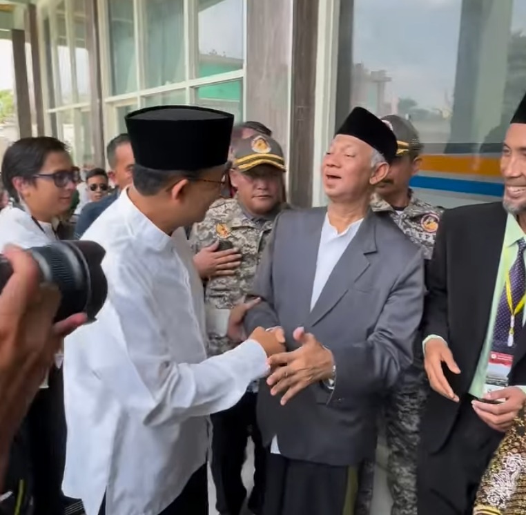 Hadiah Ekspedisi AMIN di Lamongan: Puisi 'Jika Presiden Kita Pak Anies Baswedan'