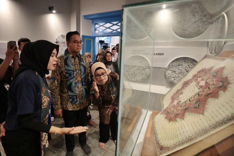 Kunjungi Museum Ndalem Guron, Anies: Masyarakat Bisa Dapat Banyak Manfaat