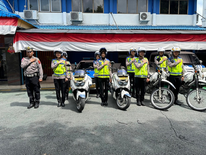 Menjaga Situasi Kondusif, Ditlantas Polda Riau Rutin Patroli di Pusat Keramaian