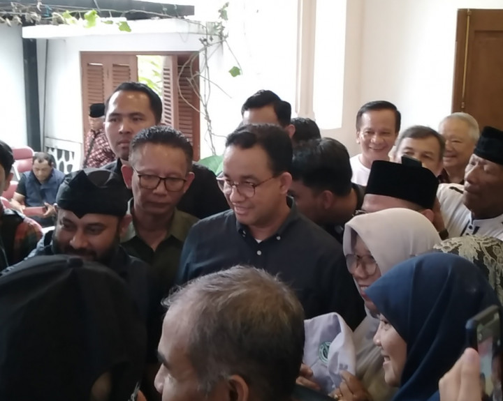 Anies Berencana <i>Live</i> di Media Sosial secara Rutin