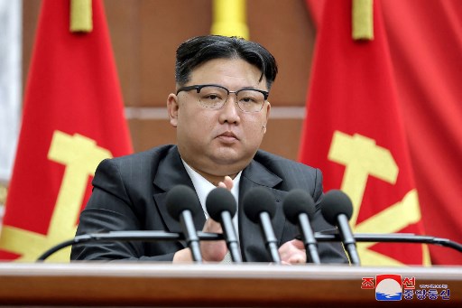 Tutup 2023, Kim Jong-un Ancam Korsel dengan Nuklir