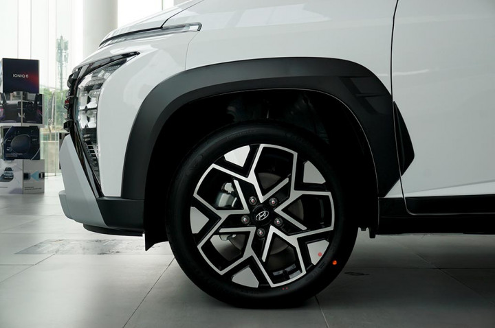 Yuk Kenali Macam-Macam Jenis Pelek Mobil!