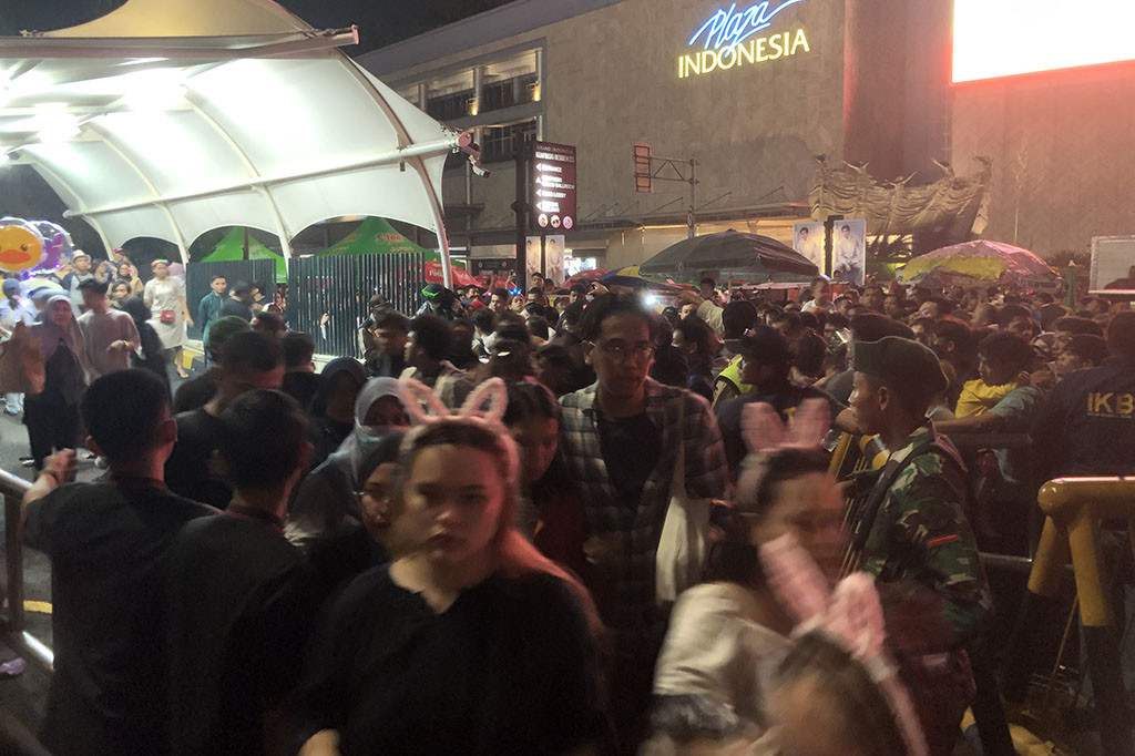 Warga merayakan tahun baru di Ibu Kota/Medcom.id/Theo