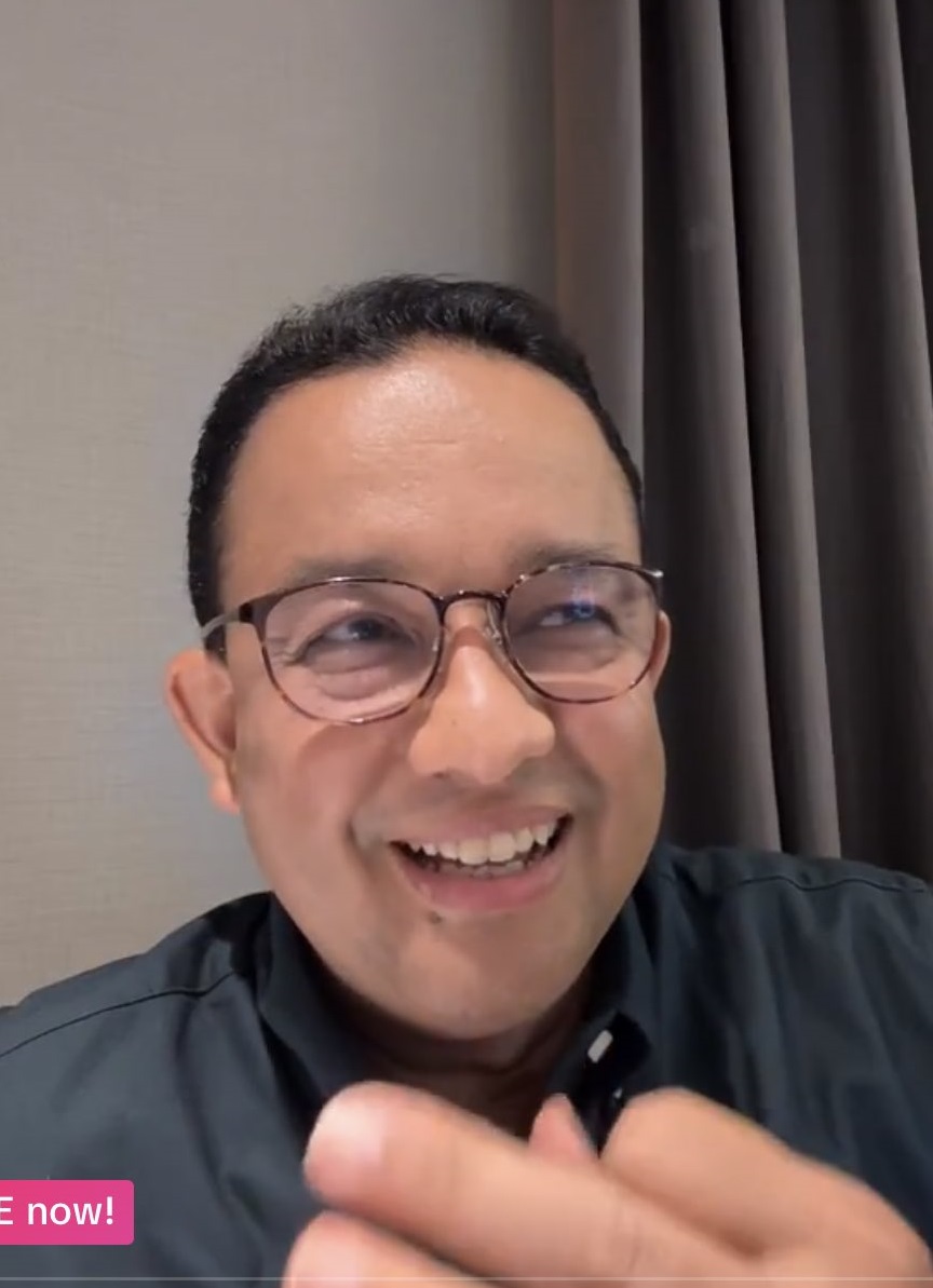 Anies terdesak ditanya netizen soal kacamata etalase nomor berapa (X @aniesbubble)