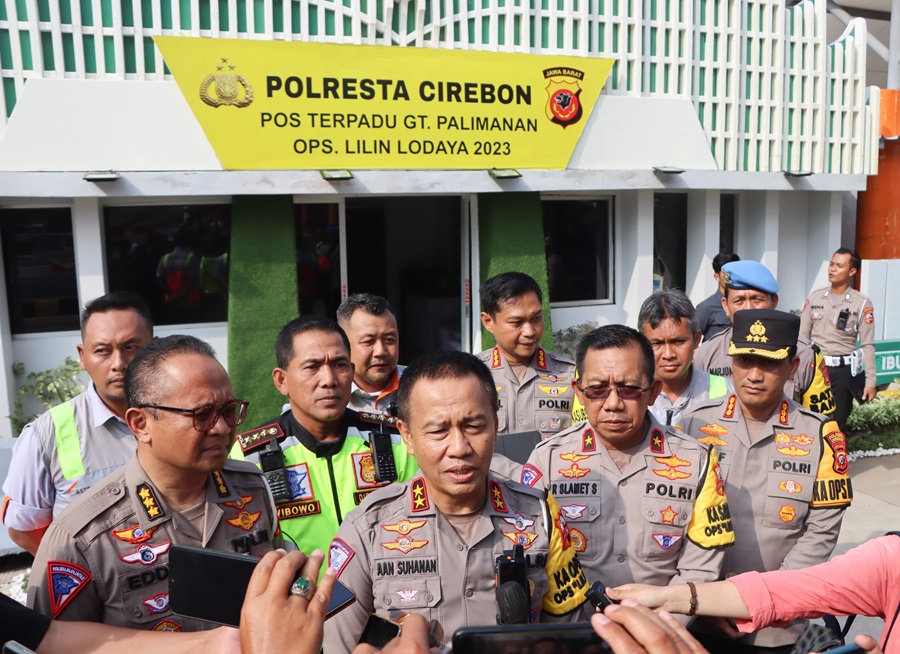 Kakorlantas Polri, Irjen Aan Suhanan, saat berada di GT Palimanan. Medcom.id/ Ahmad Rofahan