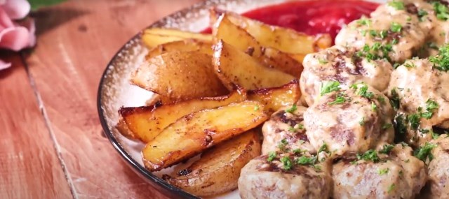 Temukan cara Swedish Meatball dari Endeus TV di bawah ini. (Foto: Dok. Endeus TV)