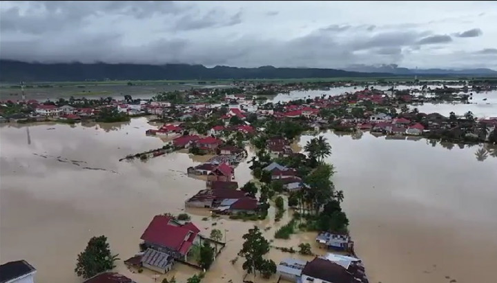 Sudah 20 Hari Banjir Melanda Sungai Penuh dan Kerinci Jambi
