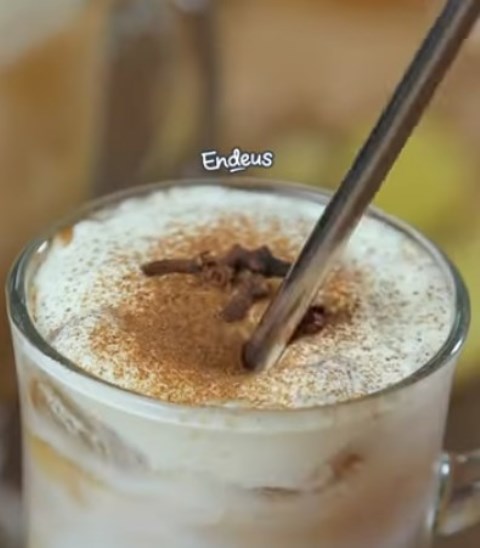 Simak resep kopi ala Gadis Kretek. (Foto: Dok. Endeus TV)