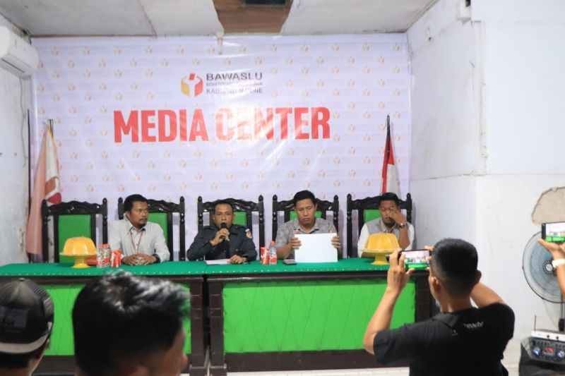 Galang Dukungan untuk Anaknya, Bawaslu Putuskan Pj Bupati Bone Tak Melanggar