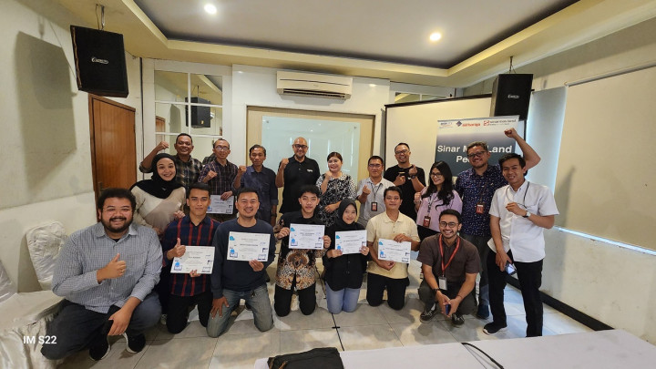 Sinar Mas Land Beri Beasiswa  Coding untuk Pemuda di Tangerang