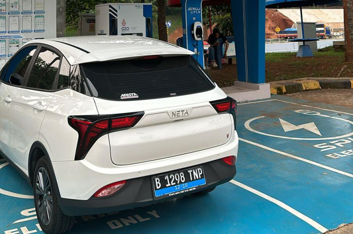 PLN Gunakan Energi Ramah Lingkungan untuk Suplai Listrik SPKLU