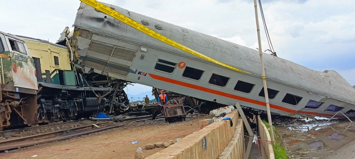 KNKT Kumpulkan Data dan Keterangan Saksi Kecelakaan KA Cicalengka