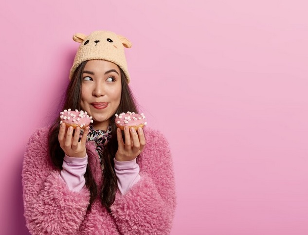 Kalau Sedang Diet, Sebaiknya Hindari 4 Camilan Ini!