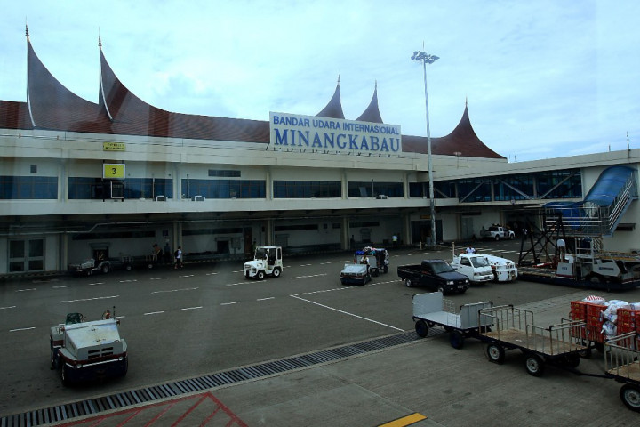 Bandara Minangkabau Dibuka Kembali