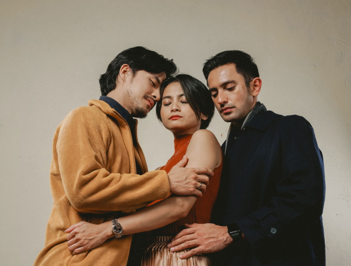 Acha Septriasa Terbuai Kejantanan Omar Daniel di Film Suami Yang Lain