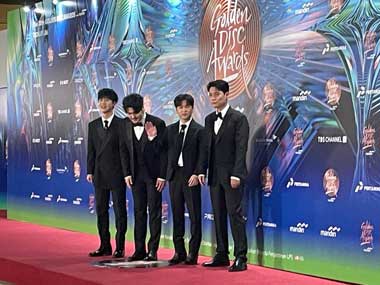 LA POEM Hadirkan Medley di Golden Disc Awards Jakarta, Ada Lagu Jung-kook BTS