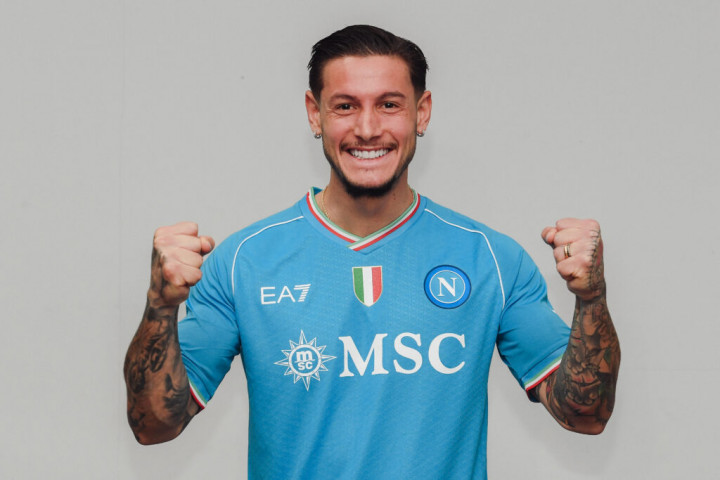 Napoli Boyong Mazzocchi