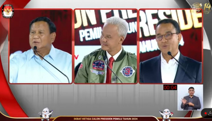 Alis Anies Naik Sambil Ucap Wow saat Prabowo Bicara Soal Utang