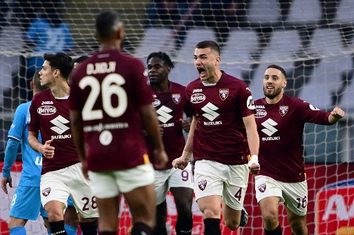 Torino Lumat 10 Pemain Napoli, Lazio Menang di Kandang Udinese
