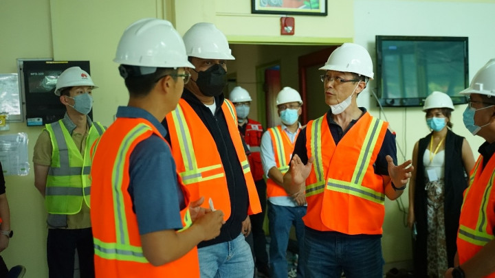 Huawei dan Indosat Pulihkan Jaringan 24 Jam Pasca Kebakaran