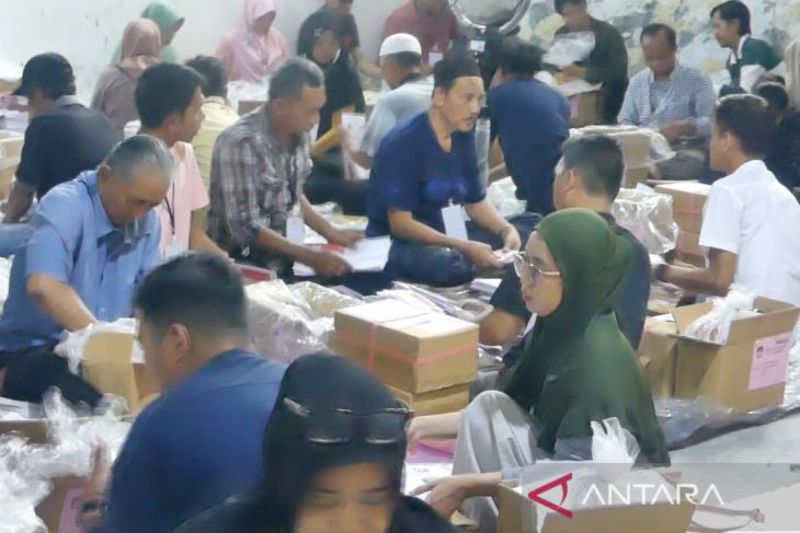 KPU Banjarmasin Temukan 1.154 Surat Suara Pemilu Rusak