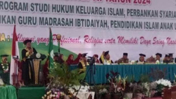 STAI Barumun Raya Wisuda 312 Orang, Wisudawan Terbaik Dapat Hadiah Spesial