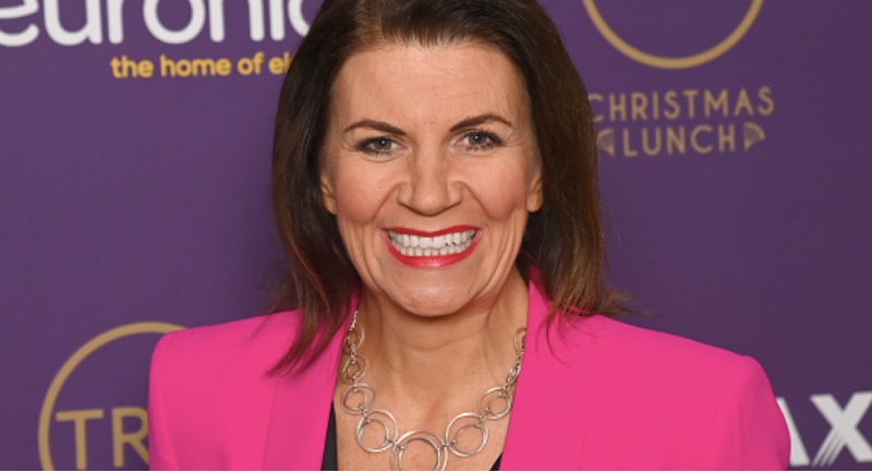 Julia Hartley-Brewer dikecam usai wawancara penuh rasis dengan politikus Palestina, Mustafa Barghouti. Foto: The New Arab