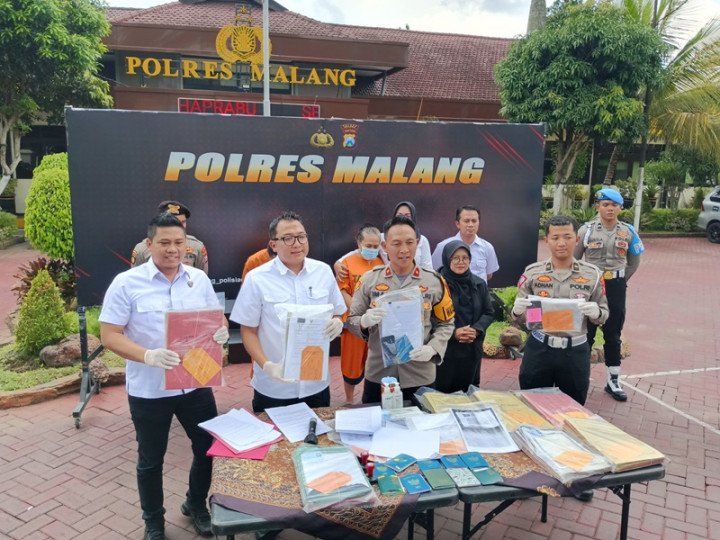 Agen Pekerja Imigran Ilegal dengan Paspor Wisata di Malang Dibekuk