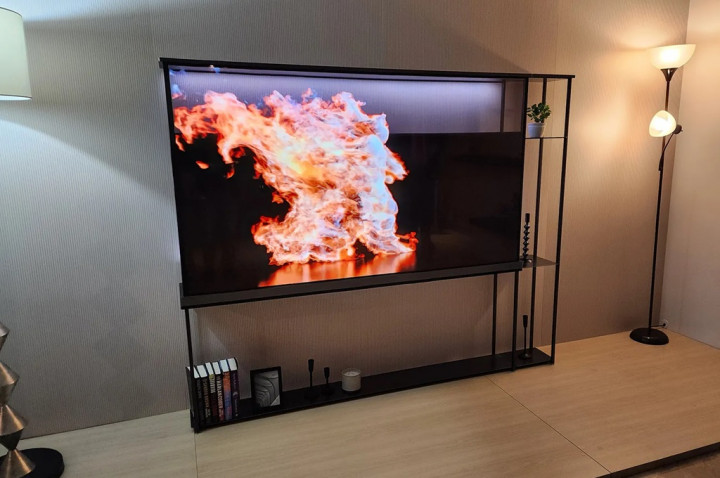 LG Hadirkan TV OLED Transparan Nirkabel di CES 2024