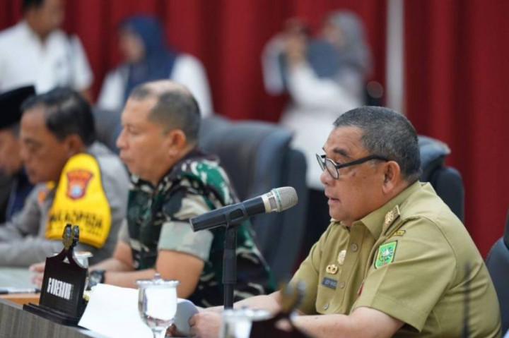 BPBD Riau Distribusikan 10 Tenda untuk Pengungsi Koban Banjir