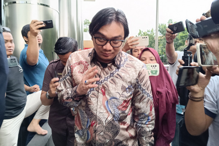 Advokat dan Aspri Wamenkumham Bungkam usai Diperiksa KPK