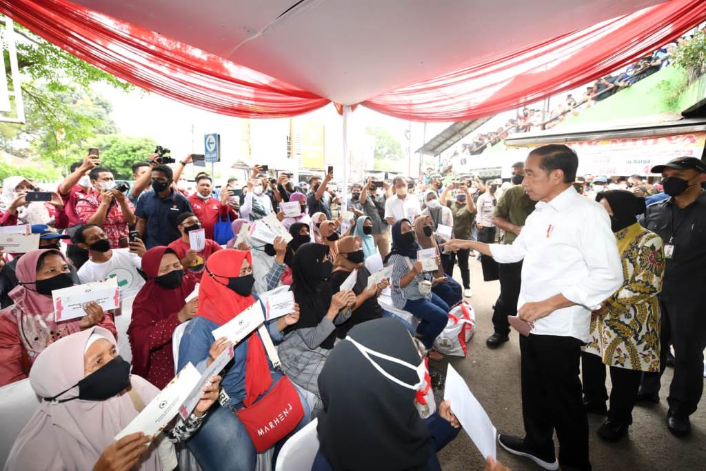 Tingkat Kepuasan Terhadap Jokowi Capai 72%, Ini Penyebabnya