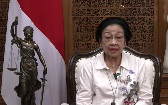 Jokowi Terbang ke Filipina saat HUT PDIP, Begini Sindiran Megawati