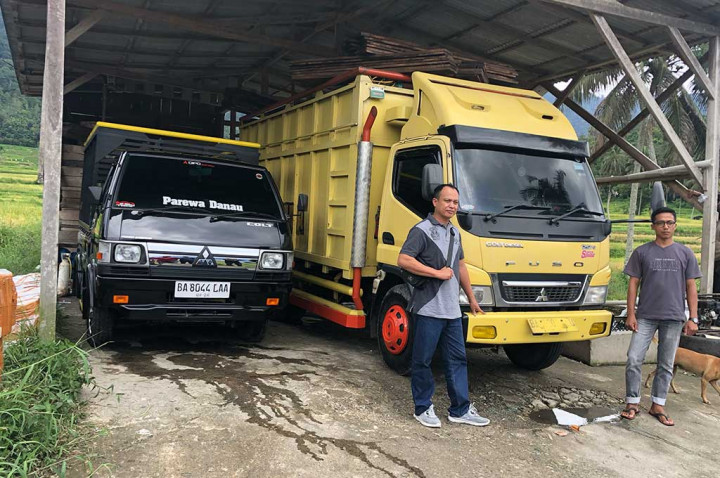 Mengapa Fuso jadi Raja di Truk Ringan? Pengusaha Ikan Nila Ini Berkisah!