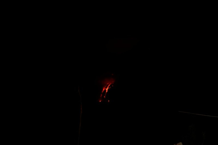 Tim SAR Patroli Radius 5 Km dari Puncak Erupsi Lewotobi