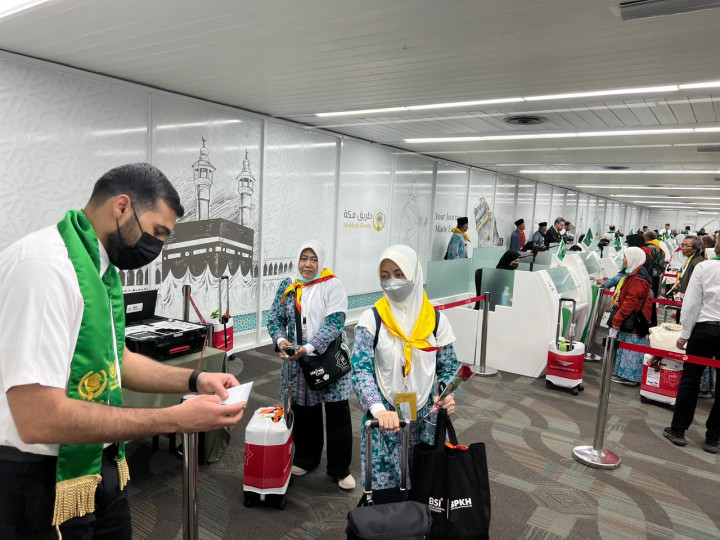Daftar Lengkap Biaya Haji 2024 di Seluruh Embarkasi