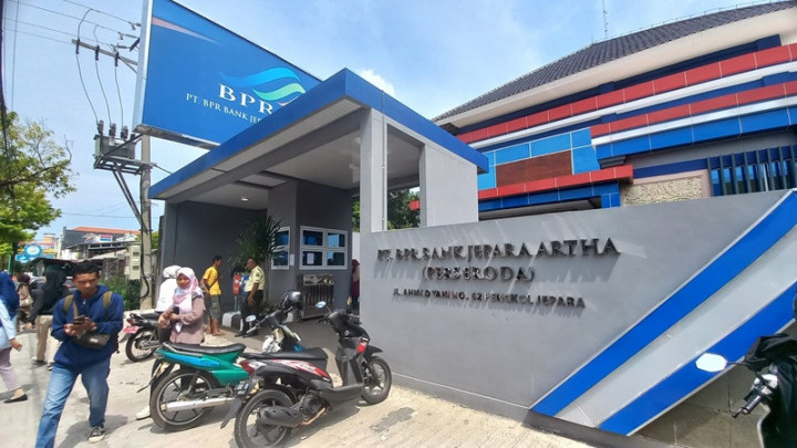 Tim Penyehatan Pastikan Uang Nasabah Bank Jepara Artha Dapat Diambil